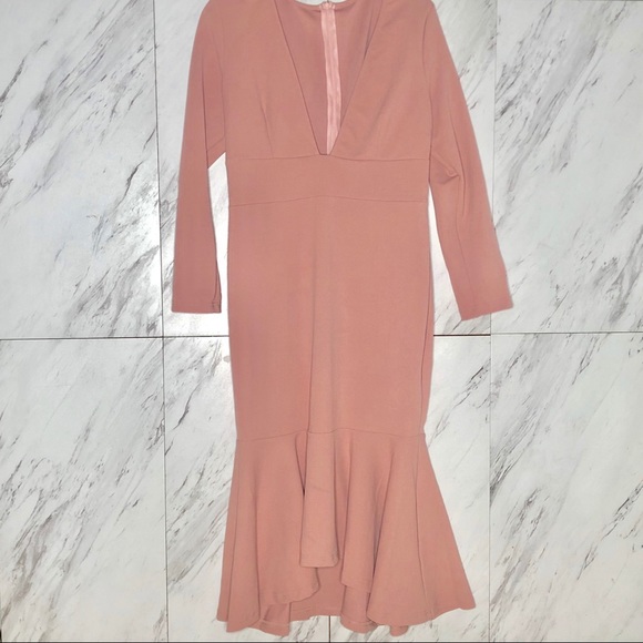 Dresses & Skirts - Deep V Peplum Hem Long Sleeve Bodycon Dress SZ M